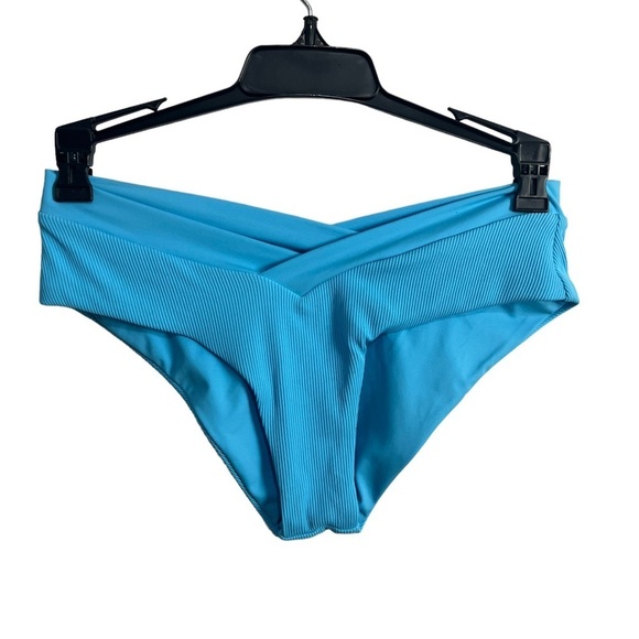 L*Space V- Cut Ribbed Turquoise Bikini Bottom Small - Picture 1 of 3